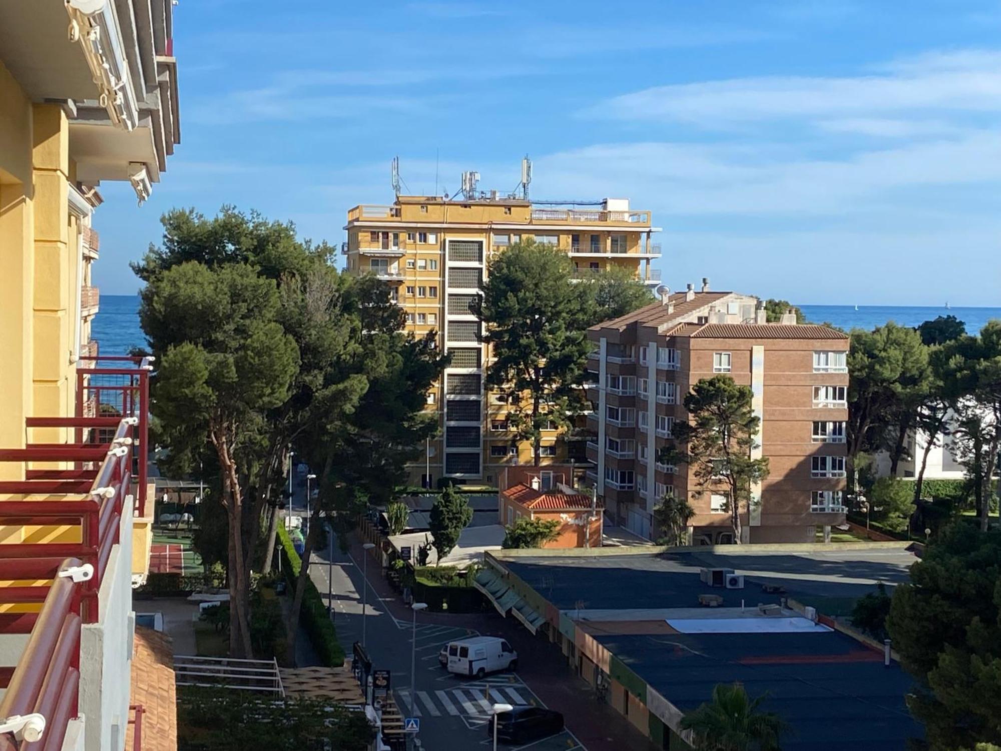 Apartamento En Voramar A 2 Minutos De La Playa Benicàssim Eksteriør bilde